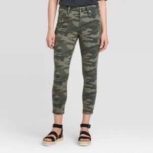 High-Rise Cropped Skinny Jeans - Universal Thread